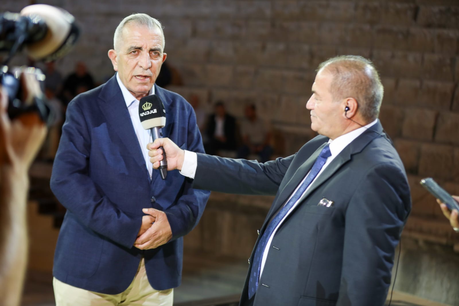 صورة حول : وزير الثقافة: الاستعدادات الفنية لـ "مهرجان جرش" في مراحلها الأخيرة والمجتمع المحلي شريك أساسي وزير الثقافة: الاستعدادات الفنية لـ "مهرجان جرش" في مراحلها الأخيرة والمجتمع المحلي شريك أساسي