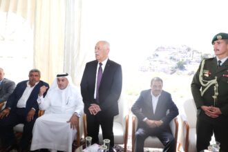مندوبا عن الملك وولي العهد.. العيسوي يعزي الخلايلة والرحامنة