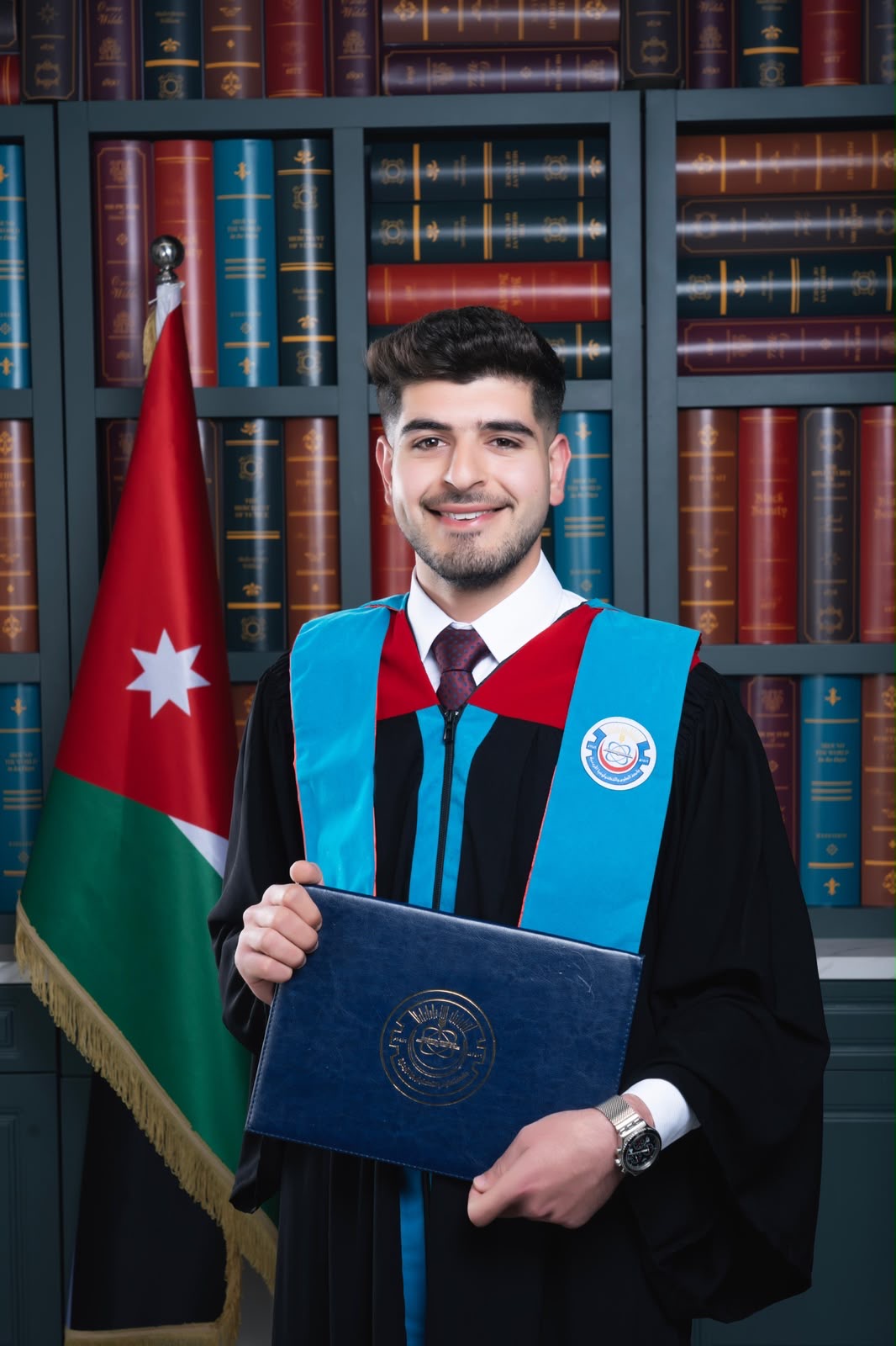 صورة حول : عبدالمجيد محمد العمري يتوج سنوات الاجتهاد والتميز بالتخرج من جامعة العلوم والتكنولوجيا الأردنية عبدالمجيد محمد العمري يتوج سنوات الاجتهاد والتميز بالتخرج من جامعة العلوم والتكنولوجيا الأردنية