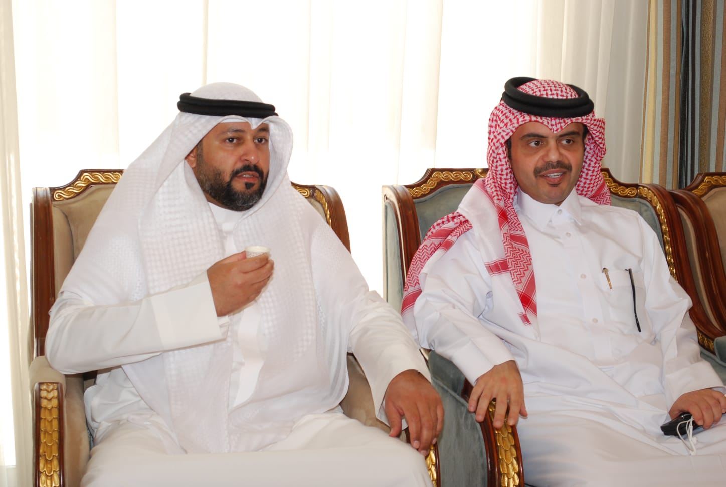 سفارة قطر في الأردن تستقبل المعزين بوفاة الأمير الوالد الشيخ حمد بن خليفة آل ثاني