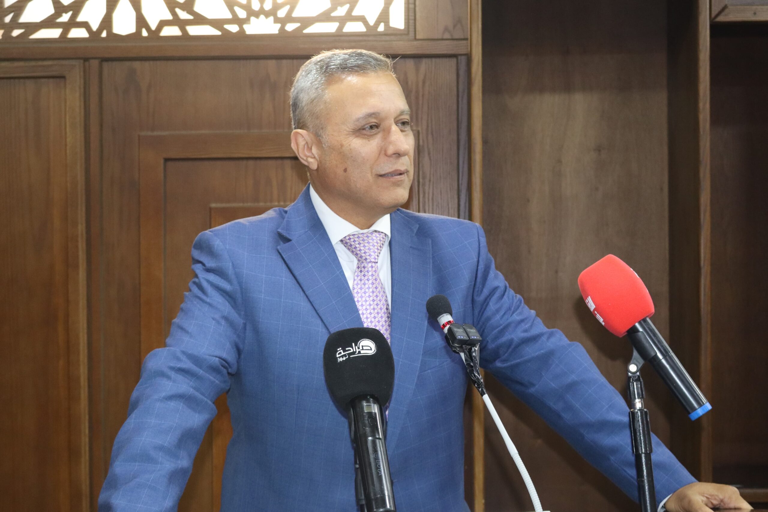 "اتحاد الكتاب" يكرّم عددا من الصحافيين والعاملين بالإعلام