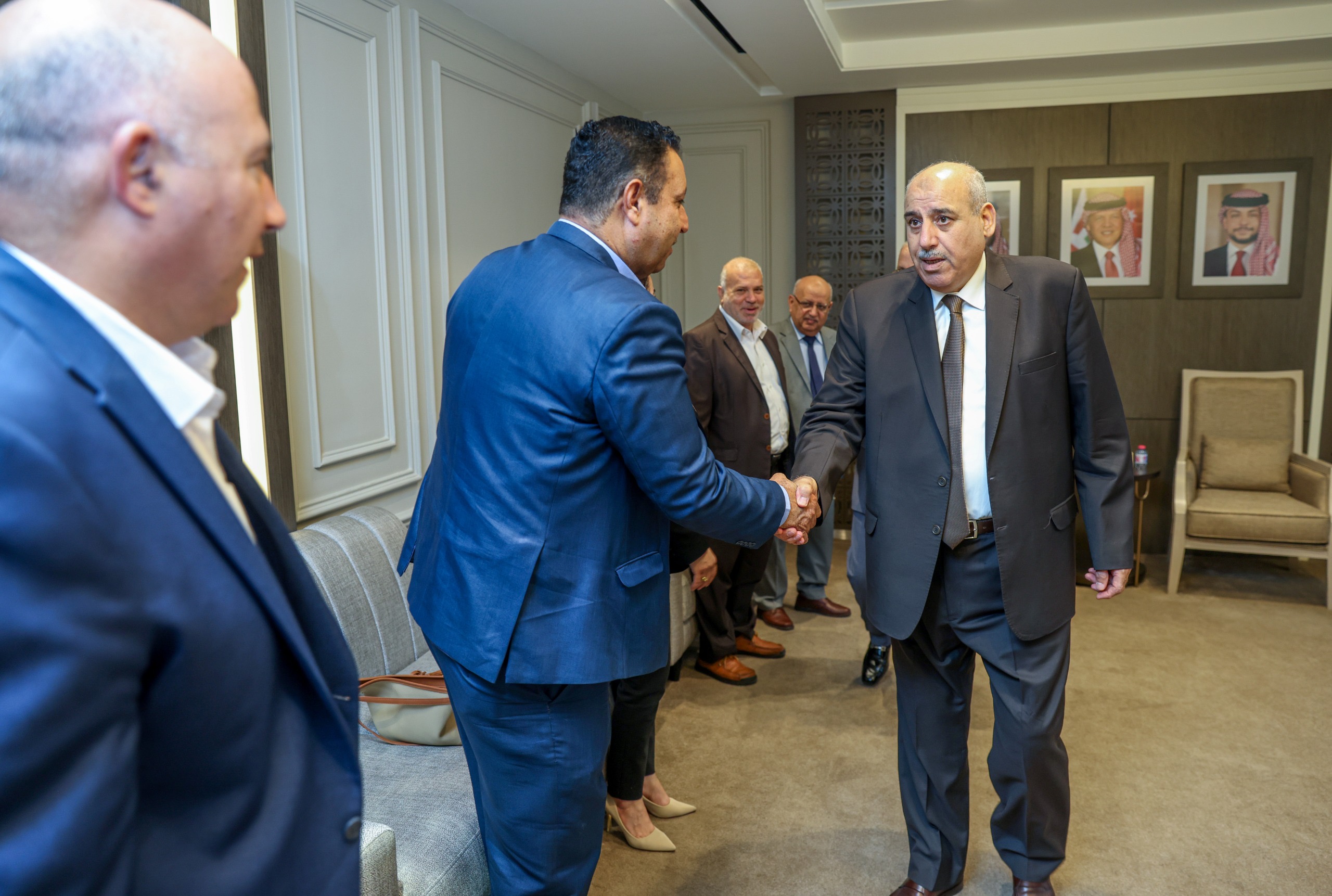 القاضي يلتقي رئيس وأعضاء الهيئة الأردنية للمبادرات الوطنية