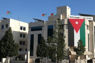 وزارة الاستثمار توضح حقيقة ما تم تداوله بشأن تعثر مشروع استثماري والعدول عن نقل ثلاثة مصانع إلى المملكة*