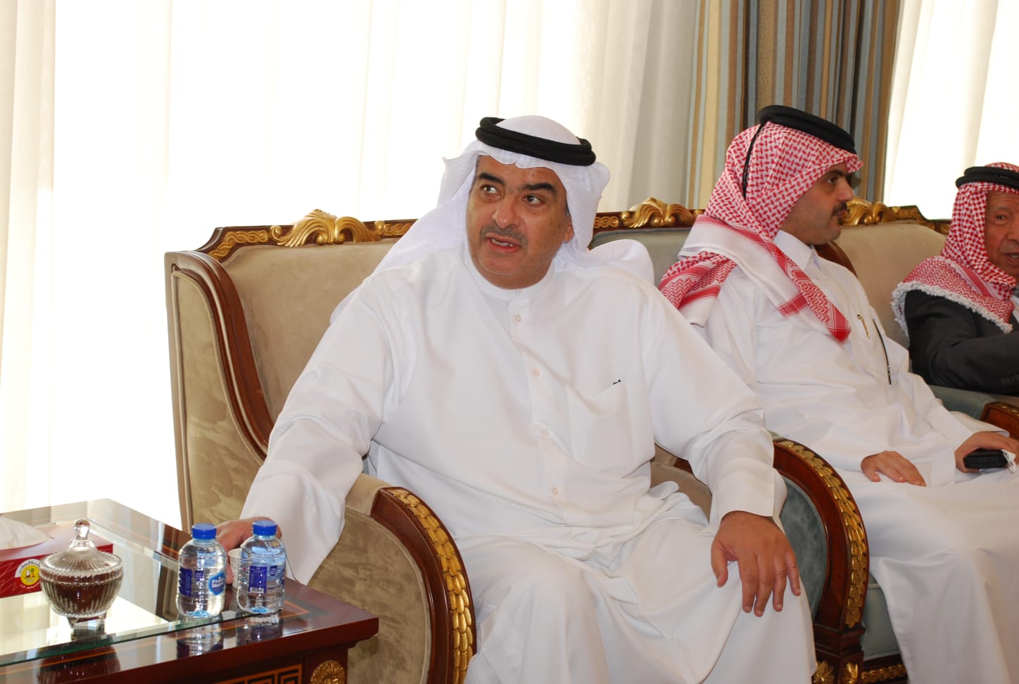سفارة قطر في الأردن تستقبل المعزين بوفاة الأمير الوالد الشيخ حمد بن خليفة آل ثاني