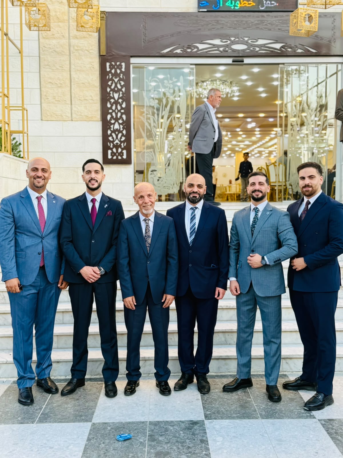 ال أبوحسين واشرق لبن نسايب