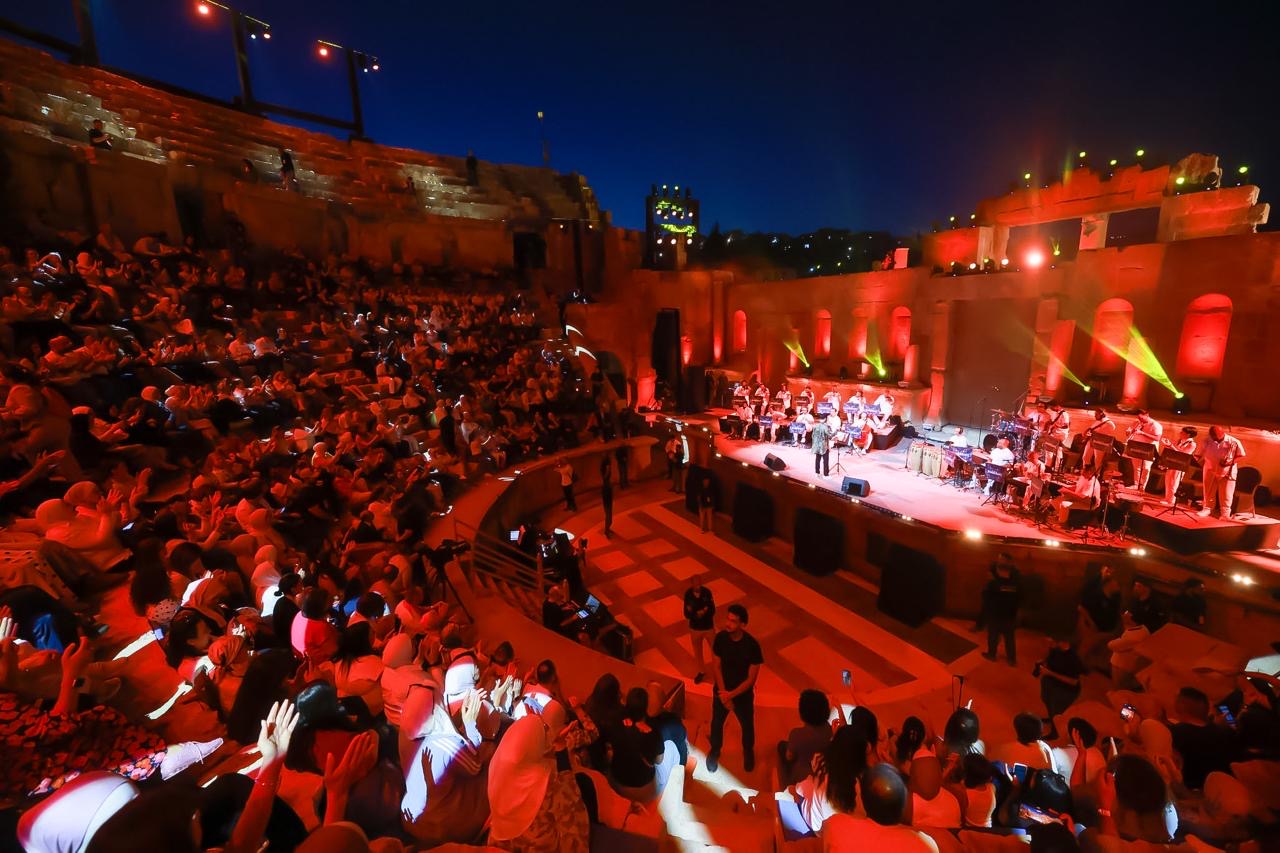 "الكورال أنتم" لبودشارت تجمع الأردن والمغرب على المسرح الشمالي في جرش