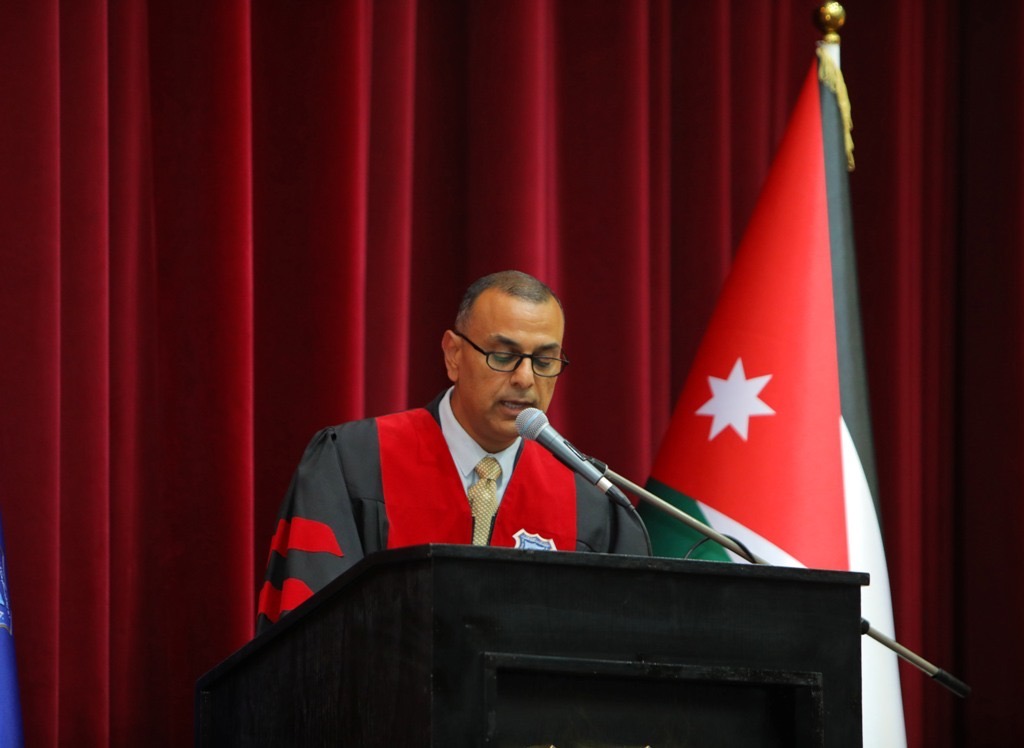 بالصور.. د.الحوراني يرعى احتفال عمان الاهلية لليوم الثاني بتخريج طلبة الفصل الثاني من الفوج 33