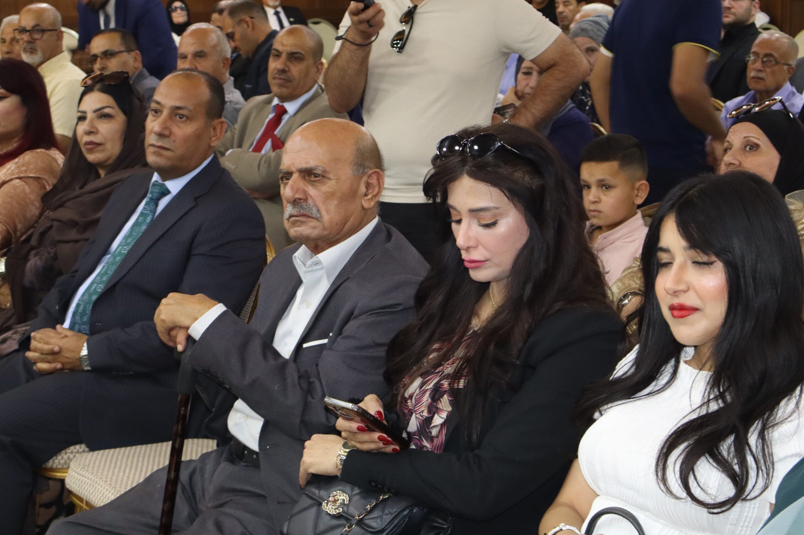 "اتحاد الكتاب" يكرّم عددا من الصحافيين والعاملين بالإعلام