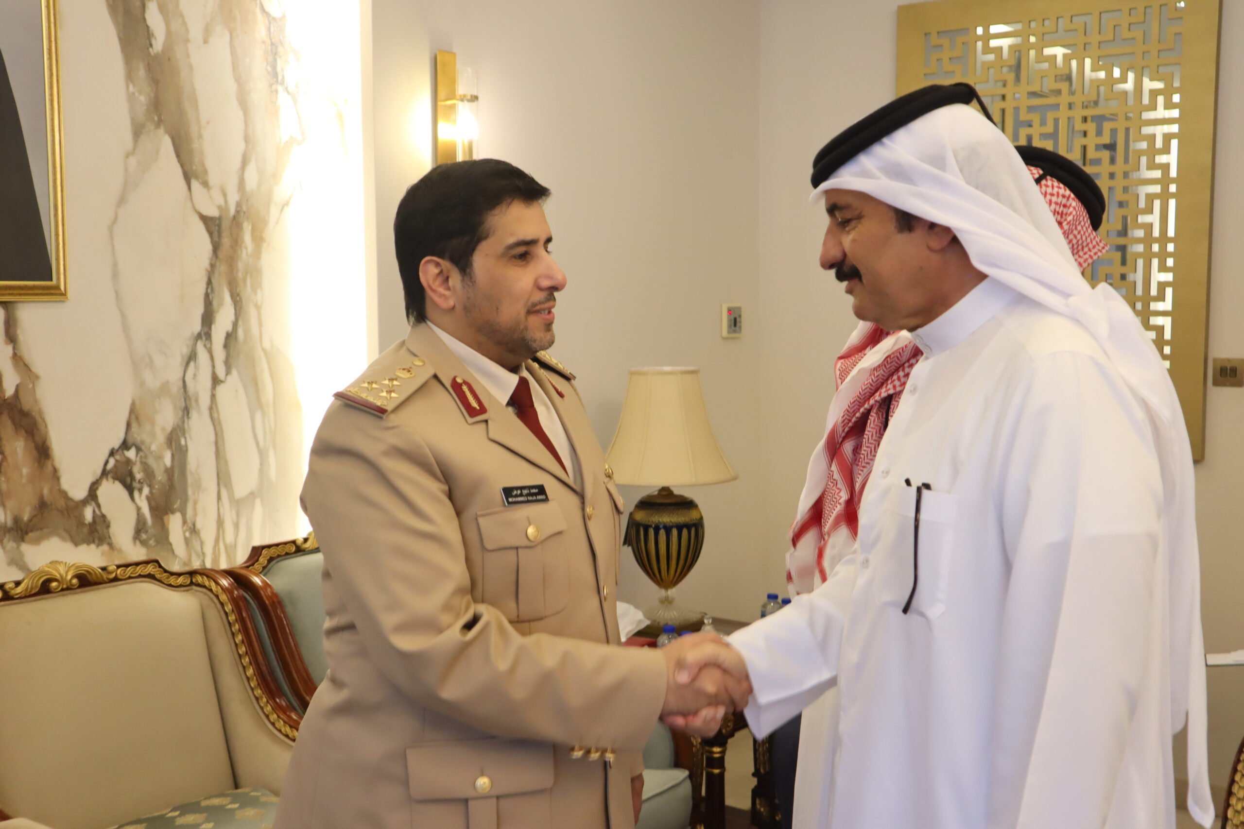 سفارة قطر في الأردن تستقبل المعزين بوفاة الأمير الوالد الشيخ حمد بن خليفة آل ثاني
