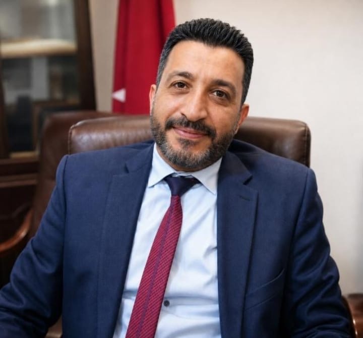 حكومة تدور في الحلقة ذاتها... عندما يصبح إدارة الأزمة بديلاً عن صناعة الحل