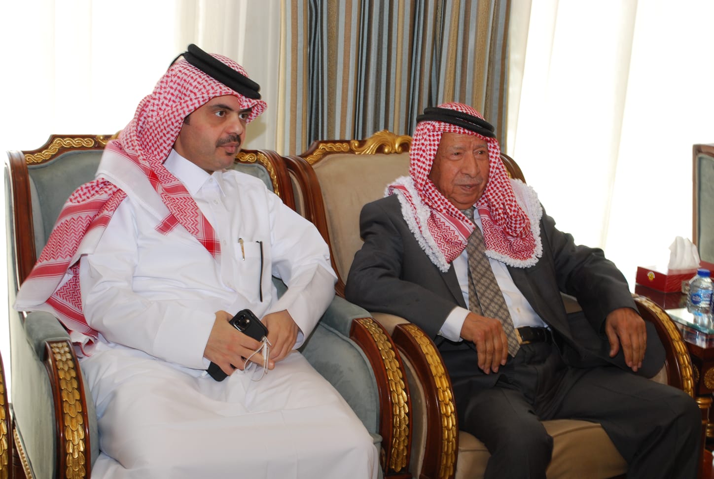 سفارة قطر في الأردن تستقبل المعزين بوفاة الأمير الوالد الشيخ حمد بن خليفة آل ثاني