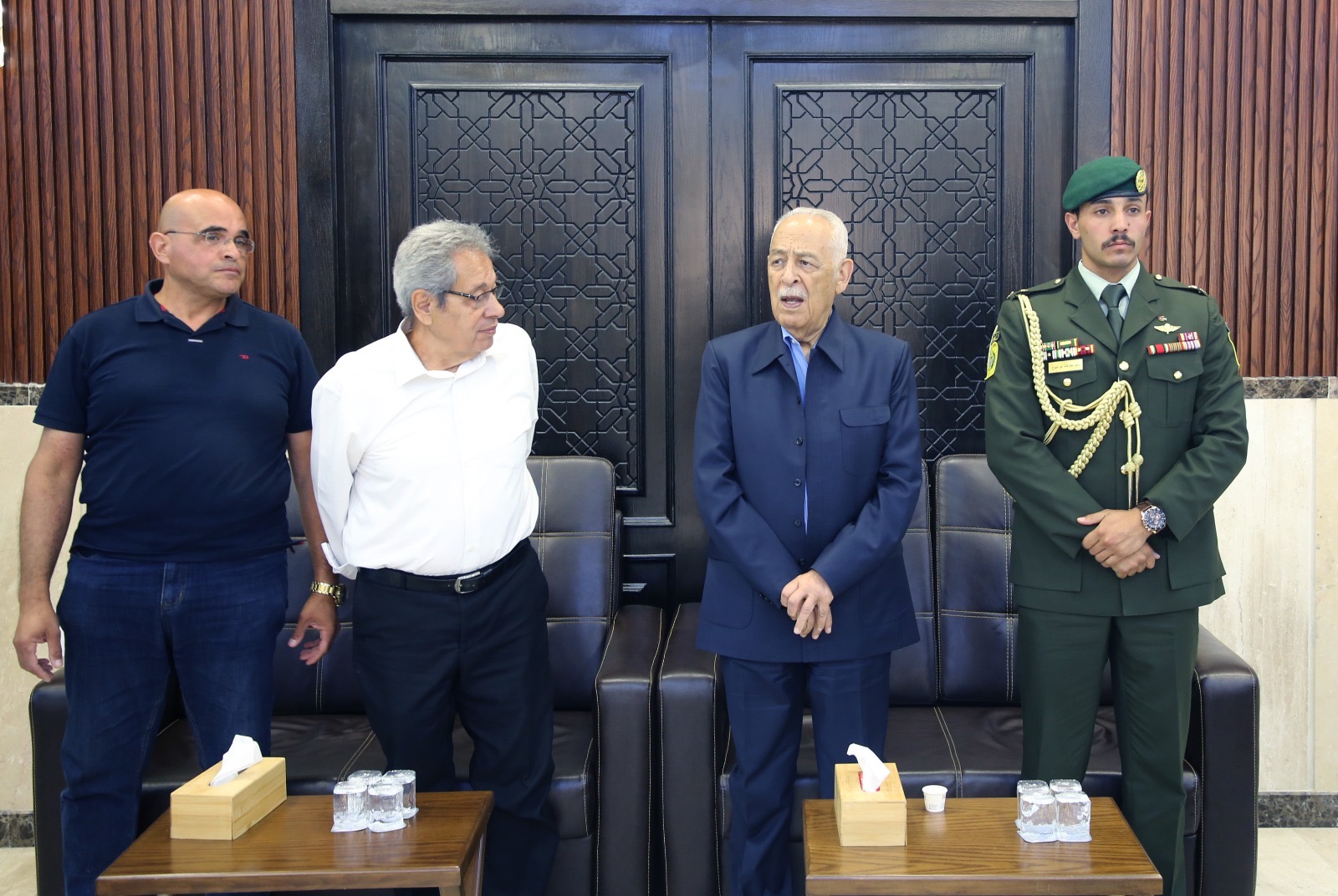 مندوبا عن الملك وولي العهد.. العيسوي يعزي عبيدات والذيب ومشعل والبدري