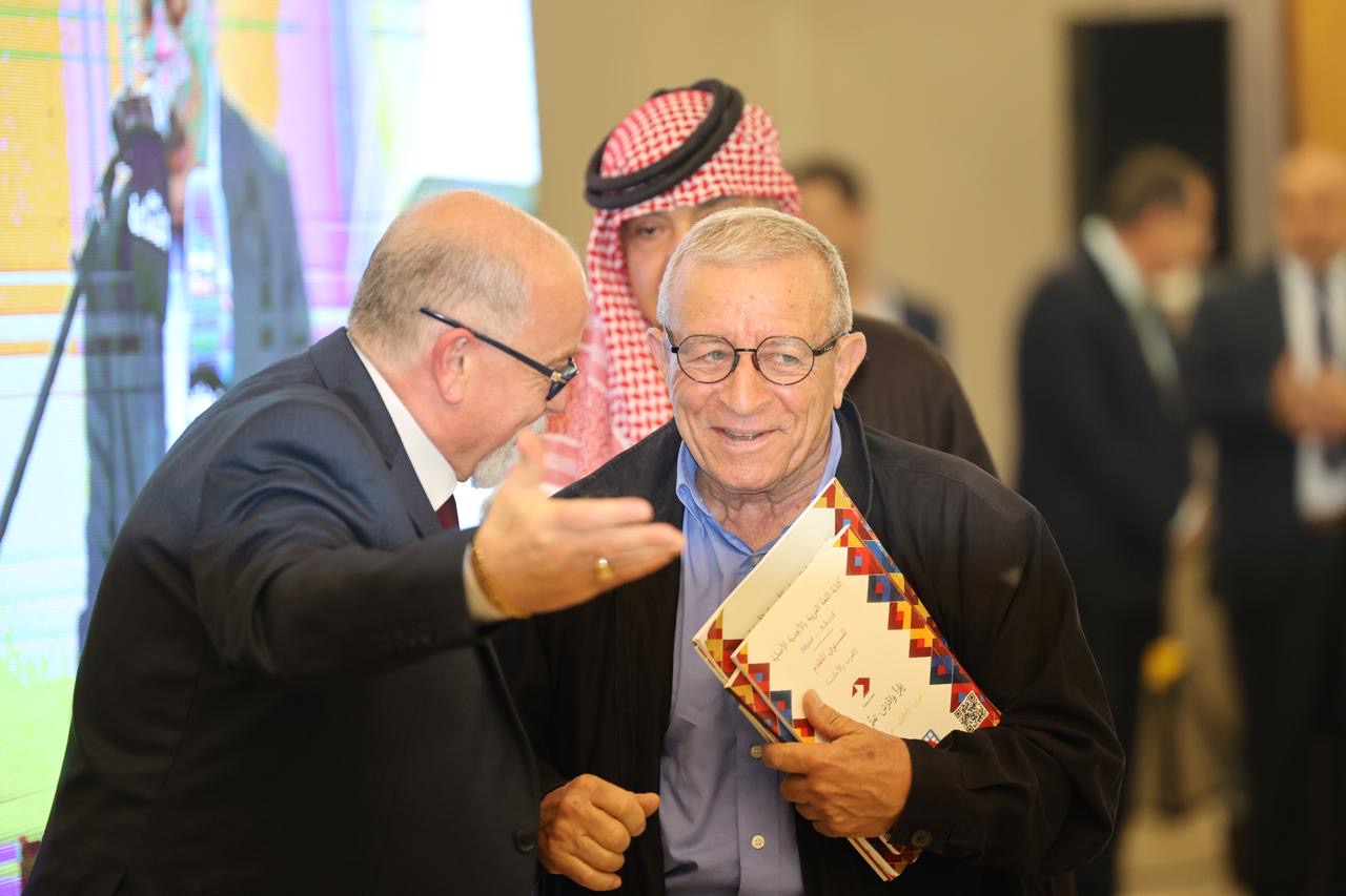 بالصور.. حفل اشهار كتاب «ما هذه الفوضى الموجودة على مكتبك؟» للكاتب ماجد جورج أبو عطا