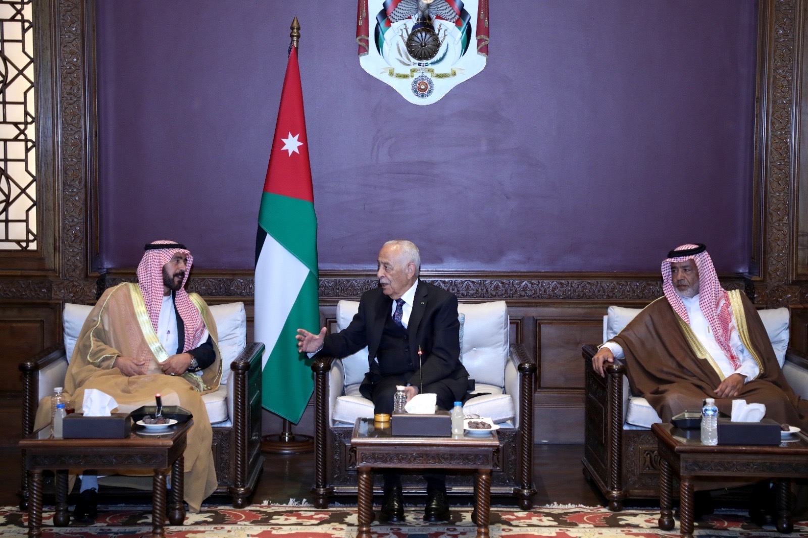 صورة حول : العيسوي: سياسة الملك الحكيمة صوت للحوار وحل النزاعات وترسيخ الاستقرار إقليميا ودوليا العيسوي: سياسة الملك الحكيمة صوت للحوار وحل النزاعات وترسيخ الاستقرار إقليميا ودوليا