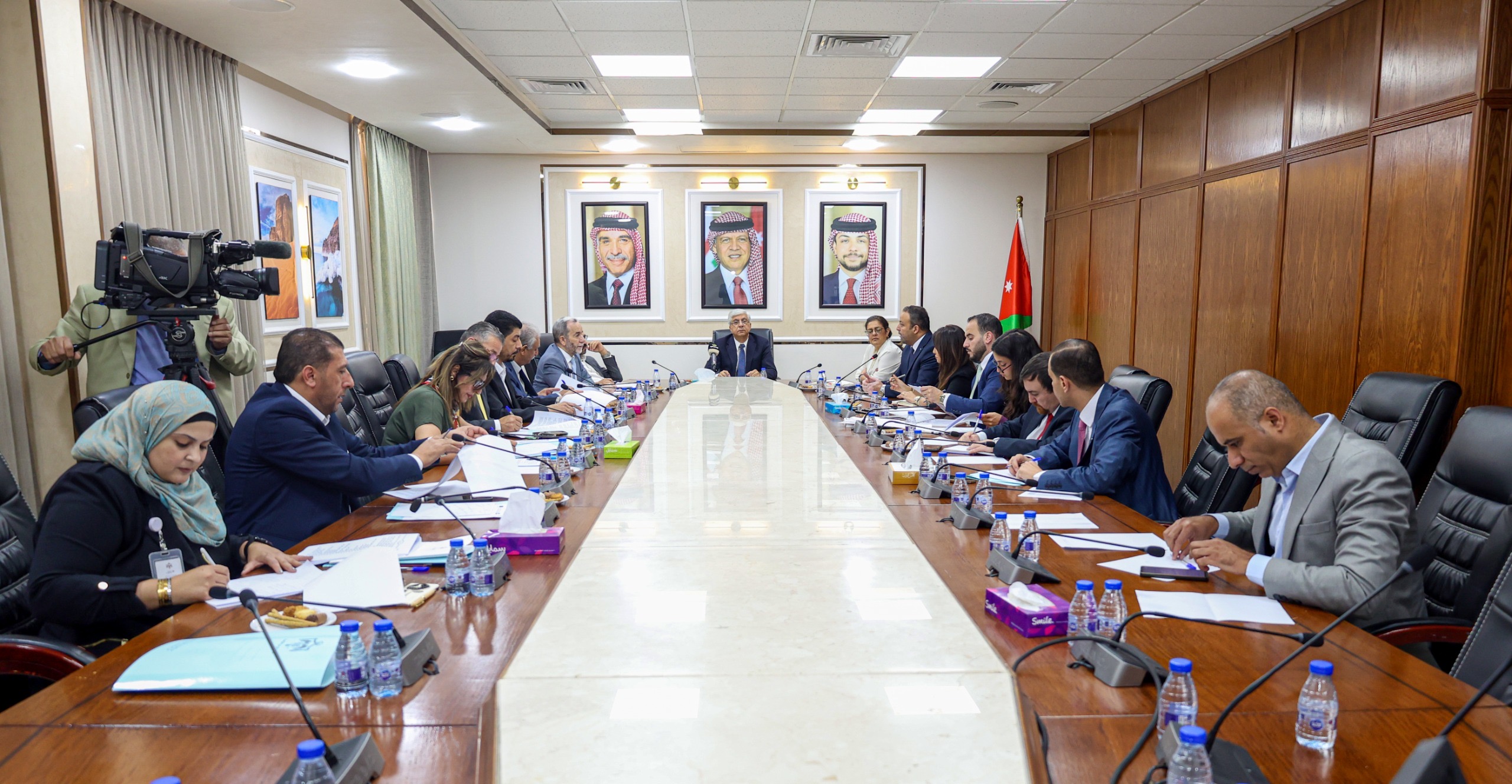 صورة حول : " البيئة النيابية" تبحث الأثر التشريعي لقانون إدارة النفايات " البيئة النيابية" تبحث الأثر التشريعي لقانون إدارة النفايات