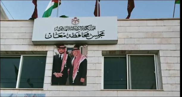 صورة حول : رئيس مجلس محافظة معان يطلع على مشروع إنشاء قصر معان العدلي رئيس مجلس محافظة معان يطلع على مشروع إنشاء قصر معان العدلي