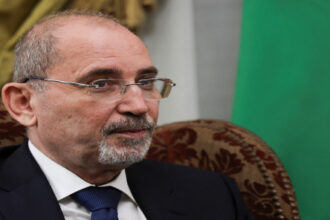 وزير الخارجية ونظيره الإماراتي يؤكدان ضرورة تنفيذ "اتفاق إيران"