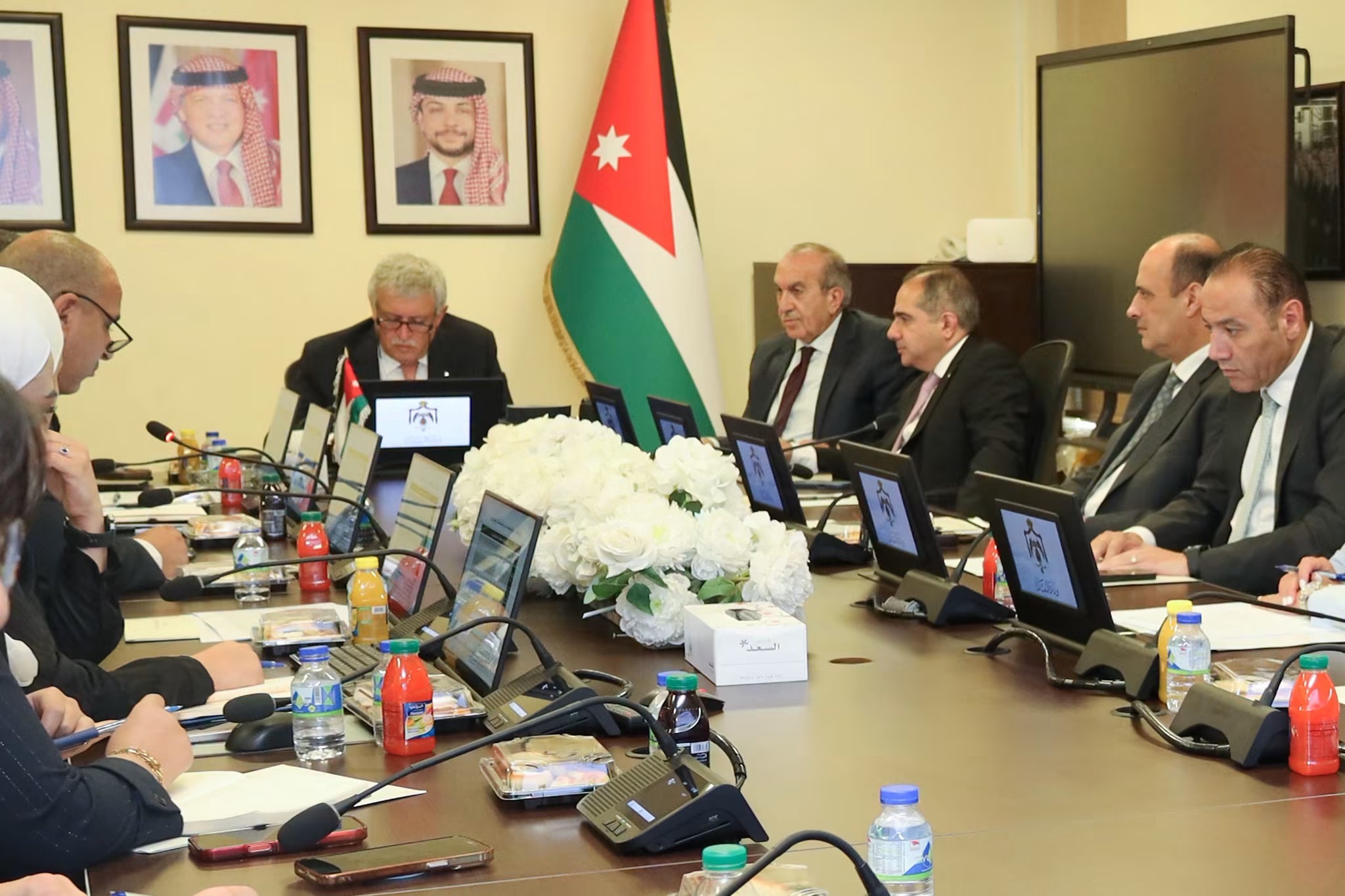 "توجيهية" مشروع حافلات التردد السريع تعقد اجتماعا لمتابعة سير العمل وتعزيز الخدمات