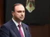 المومني يكشف تفاصيل استقالة وزير العمل