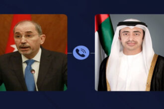 وزير الخارجية ونظيره الإماراتي يؤكدان ضرورة وقف إطلاق النار والعودة للمفاوضات