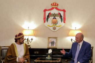 الفايز يبحث مع وفد عُماني تعزيز التعاون البرلماني ومستجدات الأوضاع الإقليمية