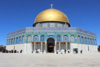 محافظة القدس تحذر من اقتحام واسع للأقصى الخميس