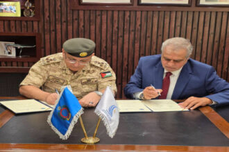 هيئة تنظيم الطيران المدني والمركز الجغرافي الملكي يوقعان مذكرة تفاهم استراتيجية