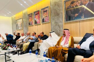 حزب عزم وأعضاء الحكومة في حوار موسع بالبحر الميت