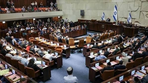 الكنيست الإسرائيلي يقر حل نفسه ويحدد 27 تشرين الأول موعدًا للانتخابات المقبلة