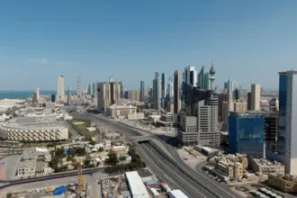 الخطوط الكويتية تعدّل جدول رحلاتها عقب التصعيد الأمني