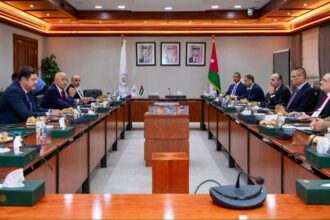 الجامعة الأميركية في مادبا والبنك المركزي يبحثان تعزيز التعاون الاستراتيجي
