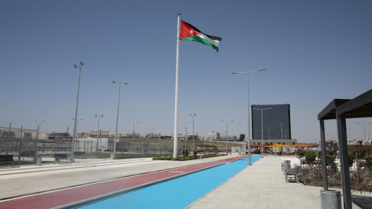 صورة حول : إغلاق مؤقت لـ "حديقة النشامى" لاستكمال أعمال تركيب مضمار المشي إغلاق مؤقت لـ "حديقة النشامى" لاستكمال أعمال تركيب مضمار المشي