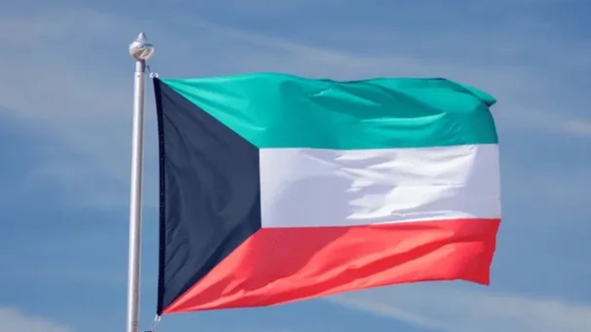 الكويت: إسقاط مسيّرات إيرانية استهدفت منشآت حيوية وعسكرية