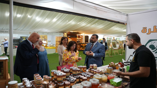 مهرجان العسل الأردني الثاني يحقق مبيعات بـ140 ألف دينار ويستقطب 8 آلاف زائر