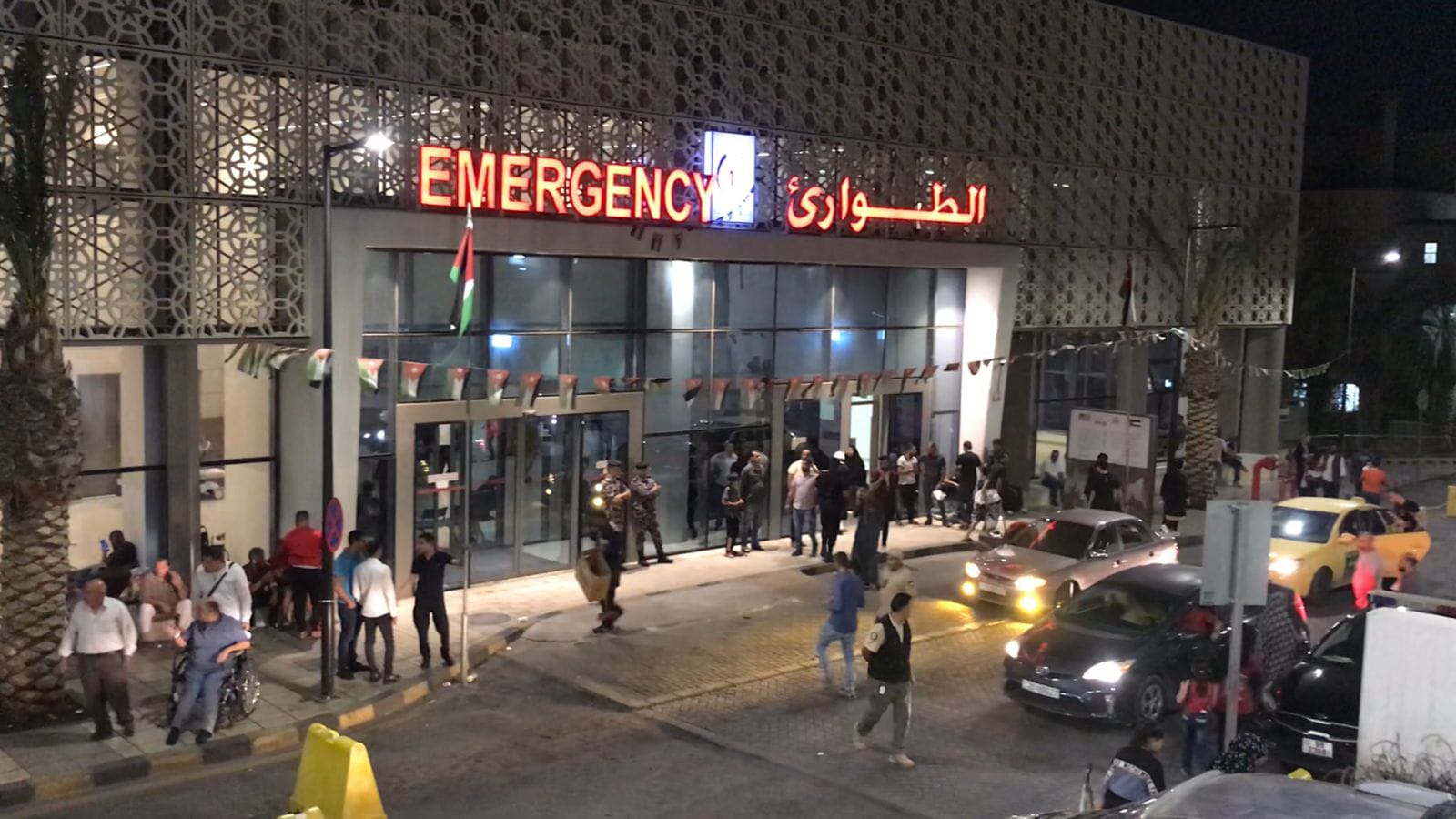 نقص الكوادر يضغط على طوارئ البشير.. طبيب واحد وممرضان لخدمة مئات المرضى
