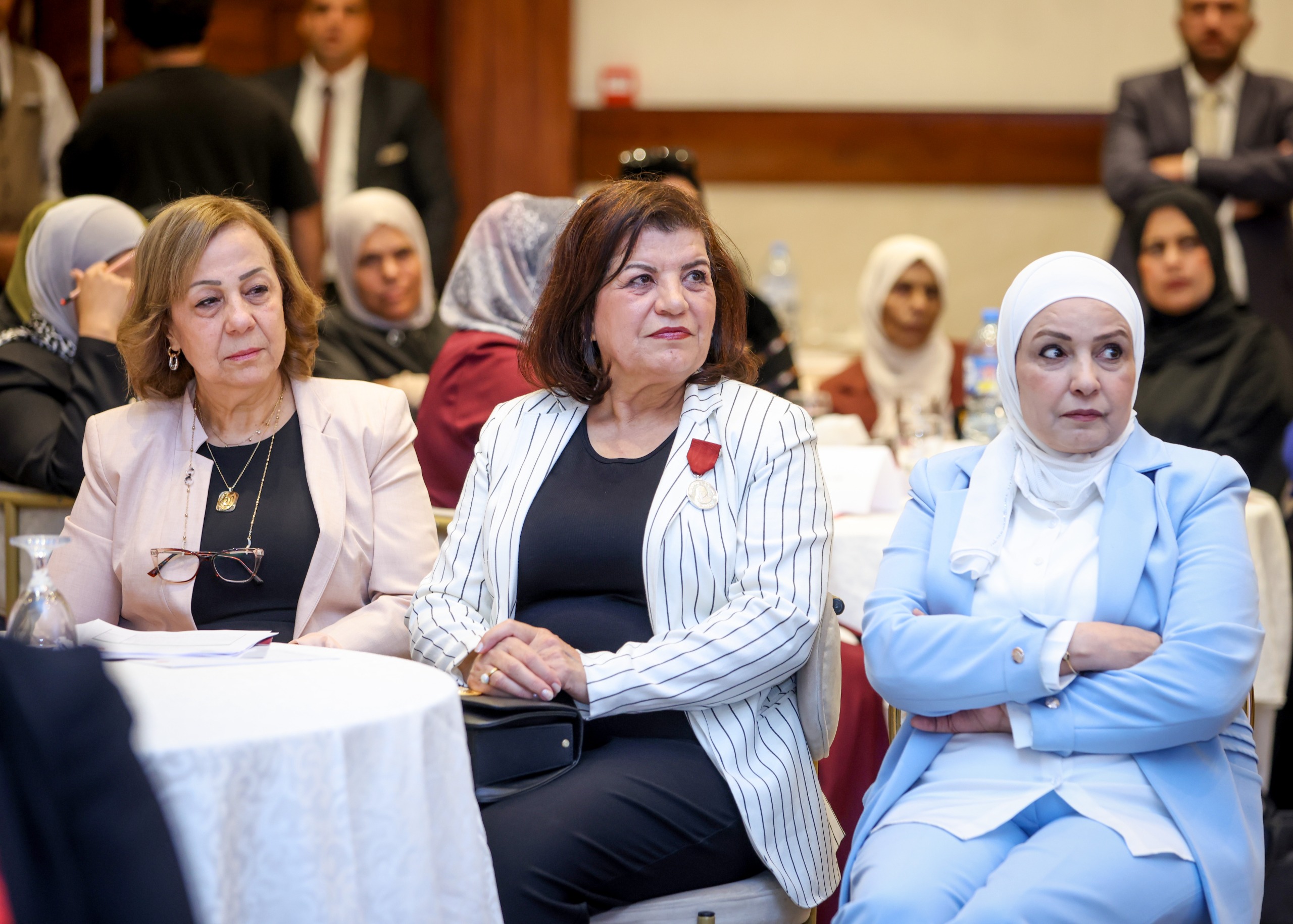 القاضي يرعى أعمال مؤتمر يدعو لتعزيز مشاركة المرأة في الإدارة المحلية