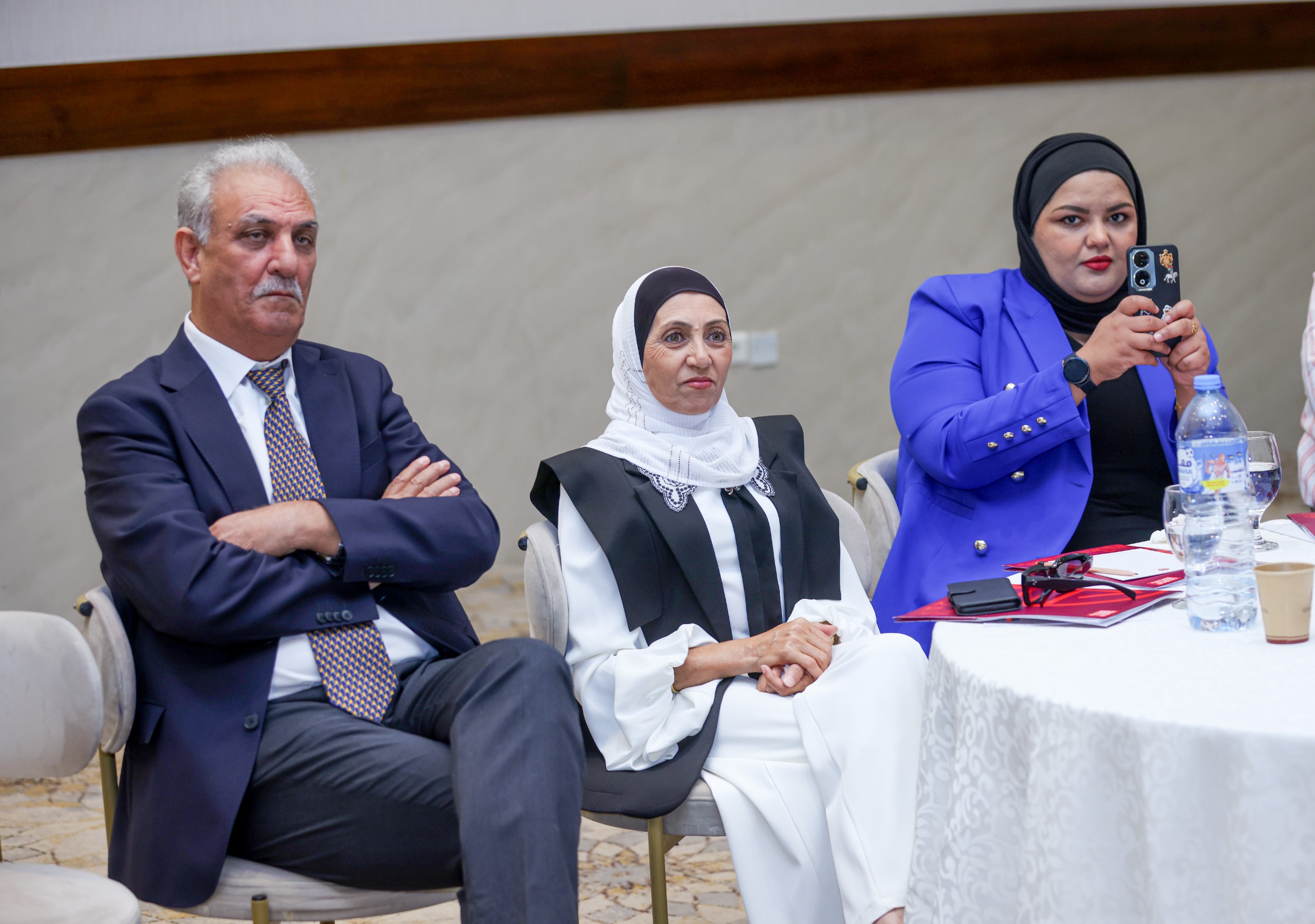 القاضي يرعى أعمال مؤتمر يدعو لتعزيز مشاركة المرأة في الإدارة المحلية