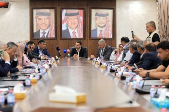 "الزراعة النيابية" تطلع على إنجازات مديريات الزراعة في المحافظات