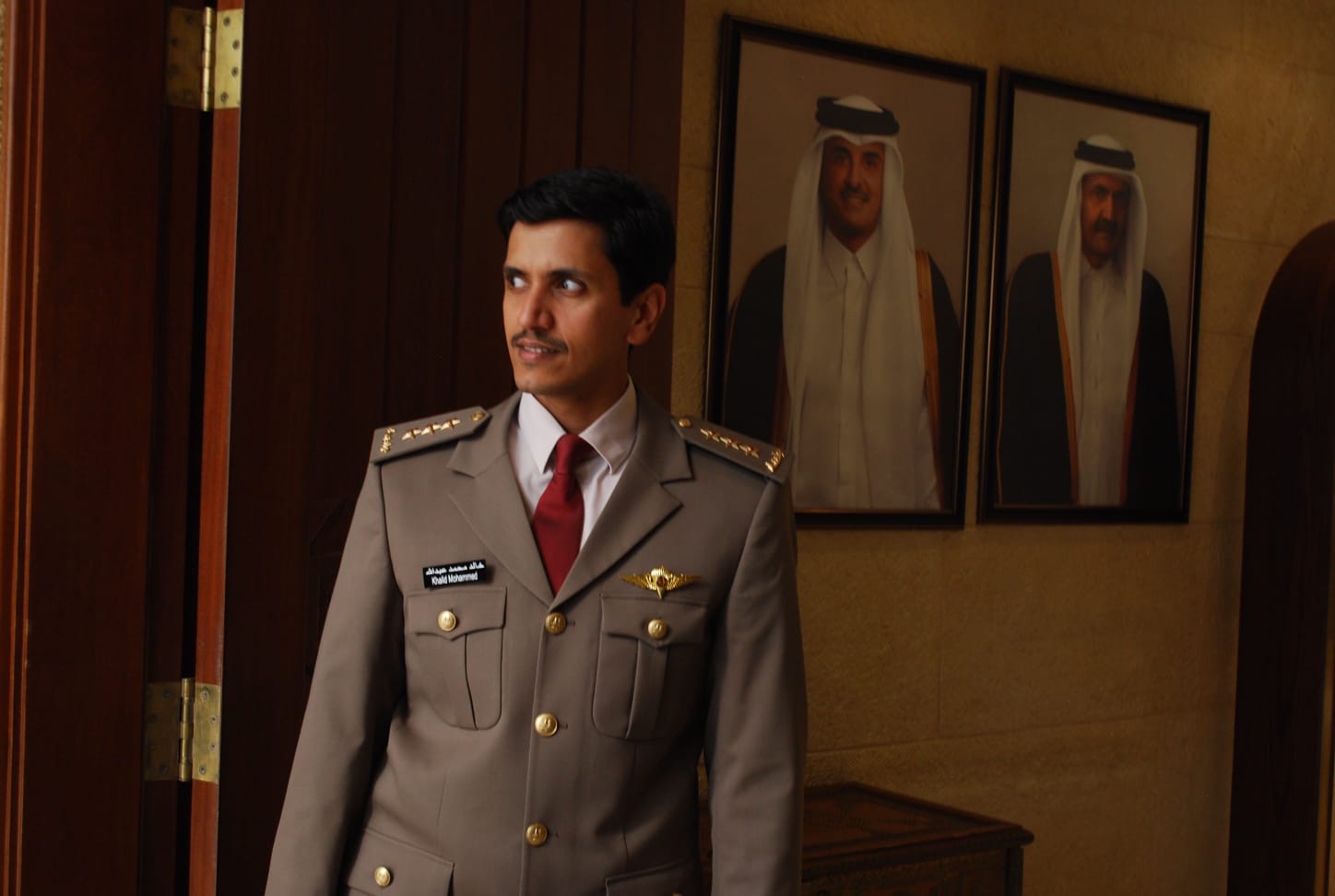 سفارة قطر في الأردن تستقبل المعزين بوفاة الأمير الوالد الشيخ حمد بن خليفة آل ثاني