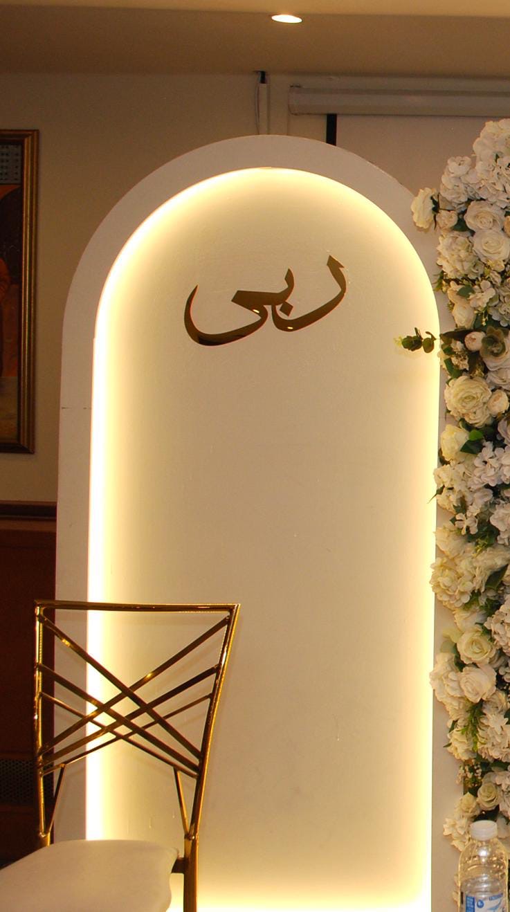 المومني طلب والباشا غازي الطيب أعطى