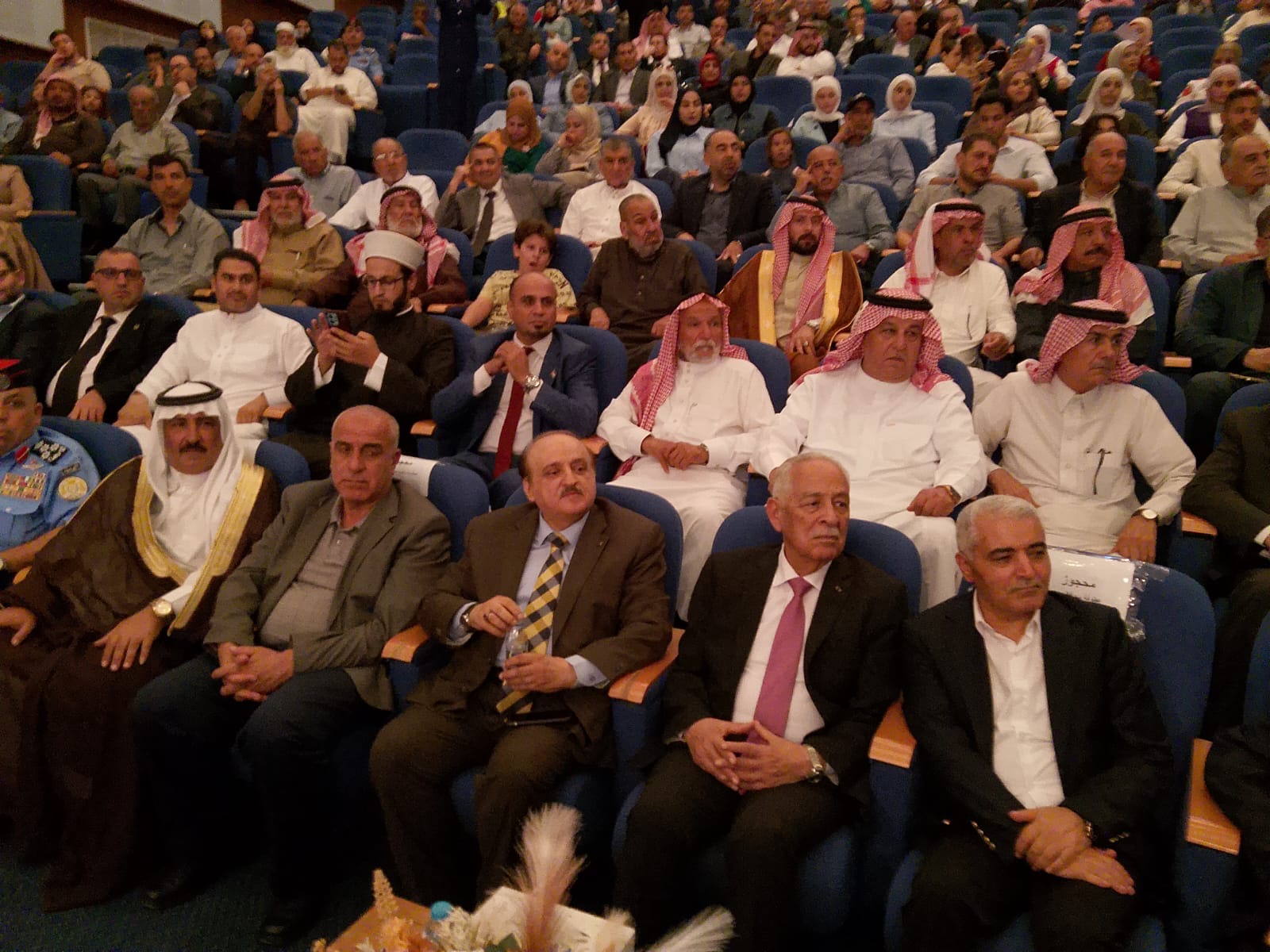 صورة حول : ملتقى معان الثقافي يحتفي بالأعياد الوطنية تحت شعار " تاريخ نحكيه ... ووطن نفديه " برعاية رئيس الديوان الملكي الهاشمي يوسف العيسوي ملتقى معان الثقافي يحتفي بالأعياد الوطنية تحت شعار " تاريخ نحكيه ... ووطن نفديه " برعاية رئيس الديوان الملكي الهاشمي يوسف العيسوي
