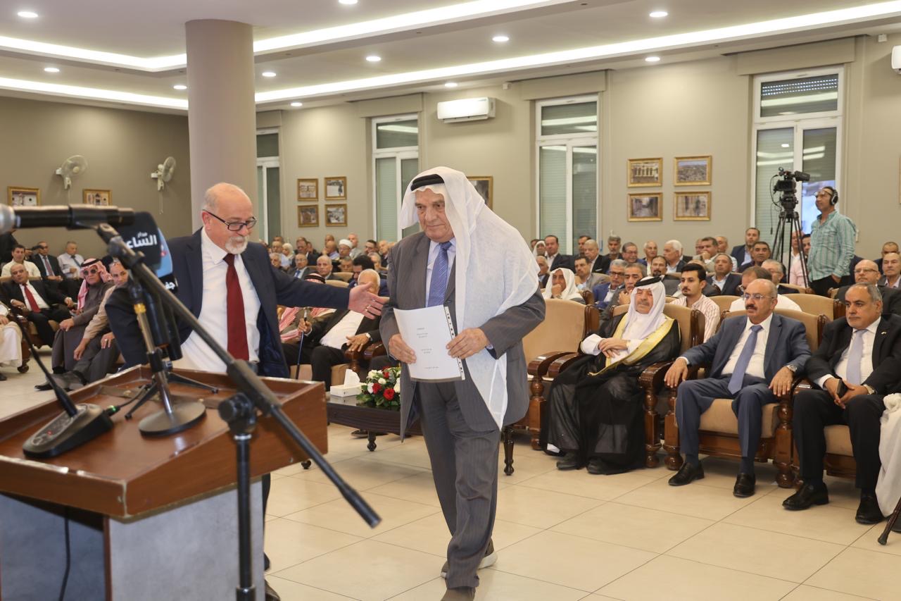 بالصور.. حفل اشهار كتاب «ما هذه الفوضى الموجودة على مكتبك؟» للكاتب ماجد جورج أبو عطا
