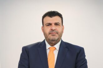 التطورات الجيوسياسية والأسواق المالية: كيف تنتقل التأثيرات إلى المستثمرين؟