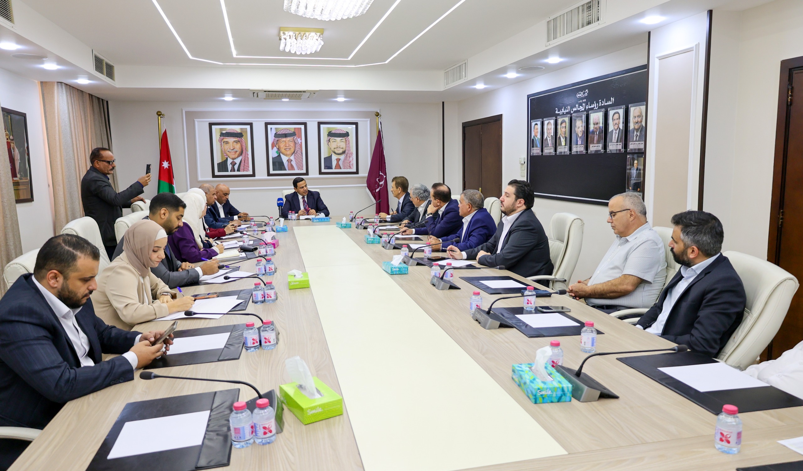 صورة حول : "الطاقة النيابية" تبحث خطط تطوير شركة البترول الوطنية "الطاقة النيابية" تبحث خطط تطوير شركة البترول الوطنية