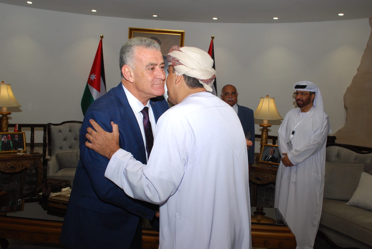 برعاية وزير الثقافة وحضور عربي واسع انطلاق أعمال المؤتمر الدولي الثالث لجمعية المكتبات والمعلومات الأردنية بمشاركة أكثر من 300 متخصص من 11 دولة عربية