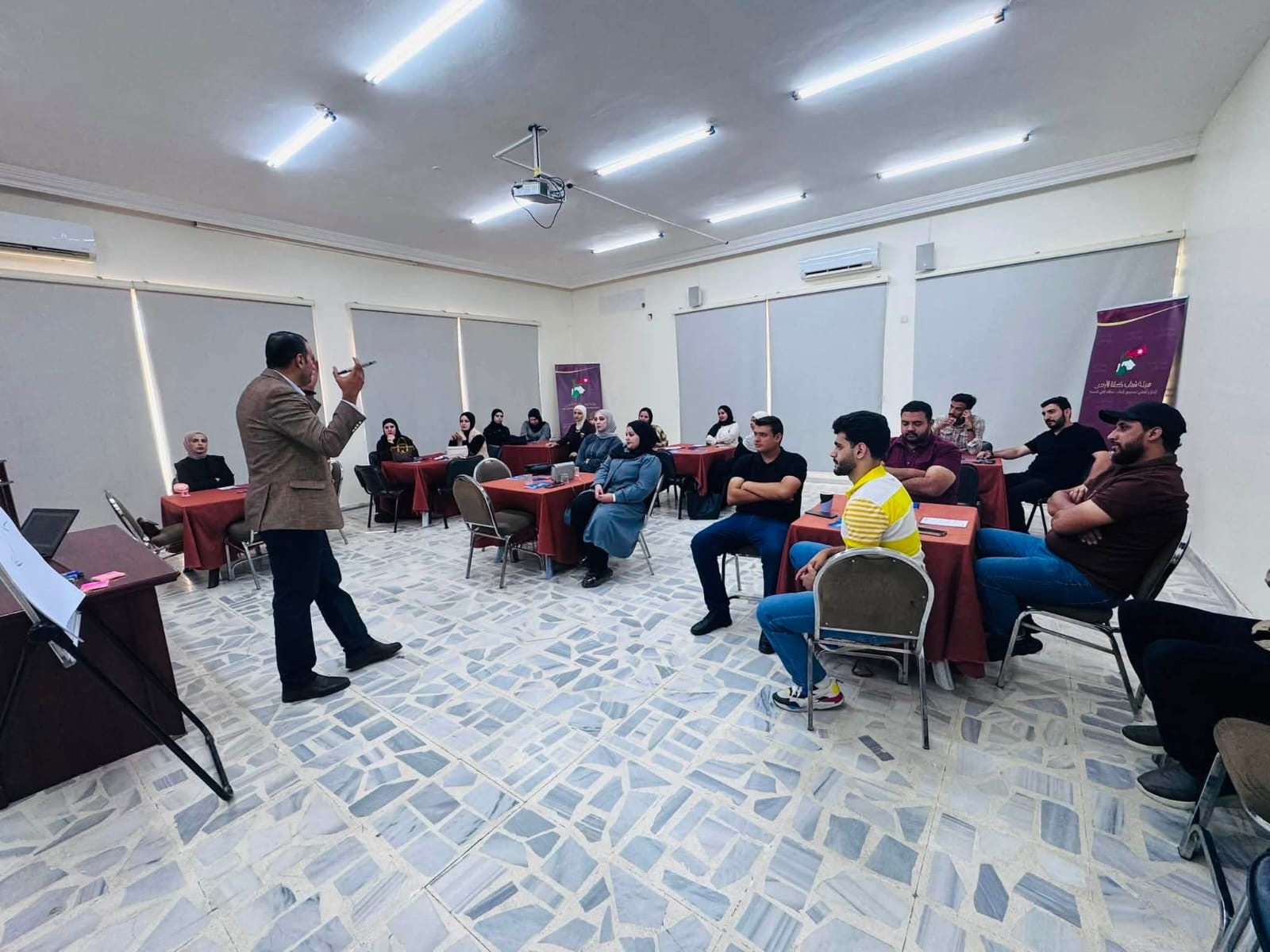 "شباب كلنا الأردن" تطلق برنامج المناظرات الشبابية في جميع محافظات المملكة