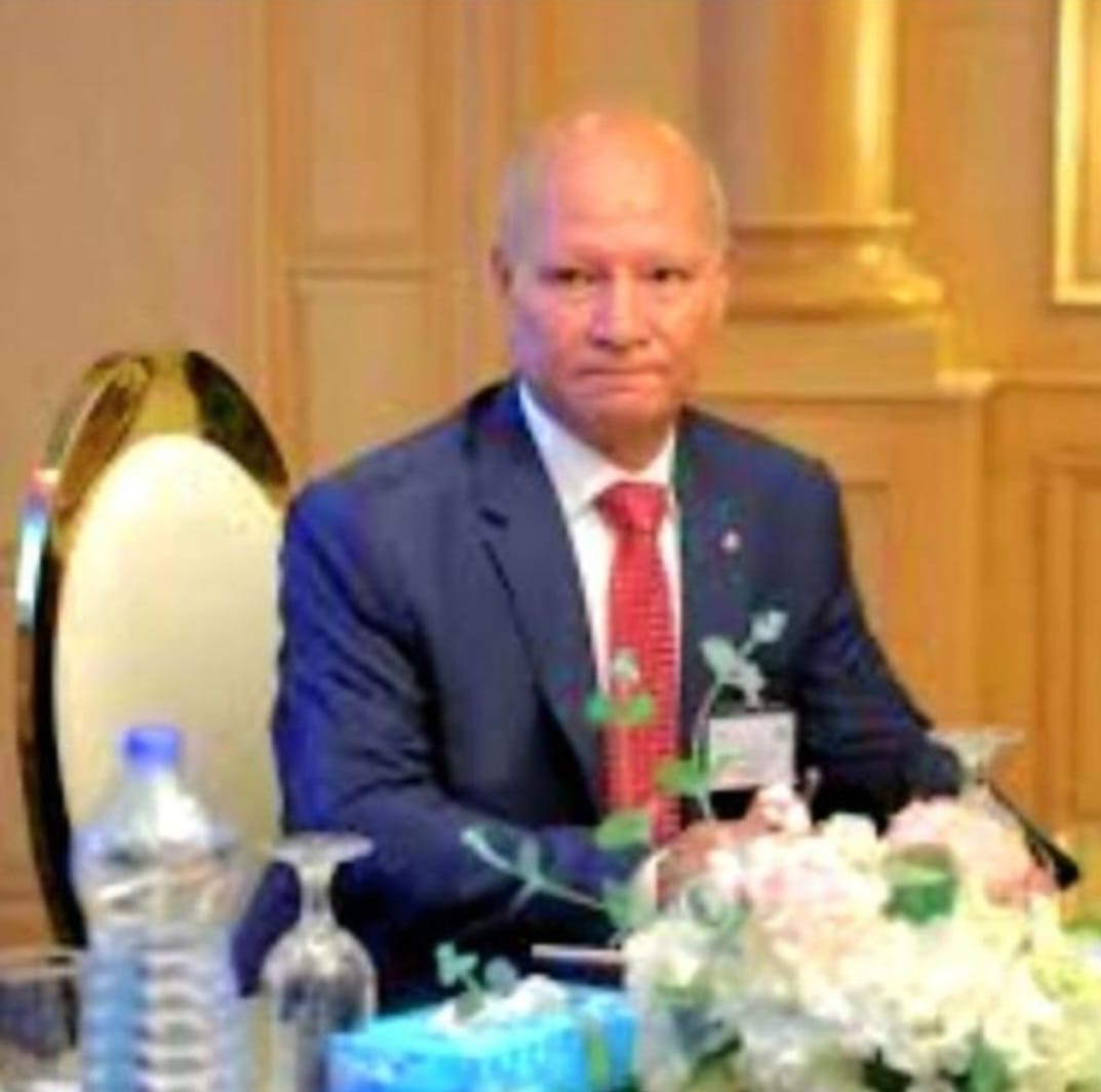 العناية بالحيوانات الأليفة اختصاص طبيب البيطرة فماذا يحدث في بعض محلات مستلزمات الحيوانات الأليفة!!