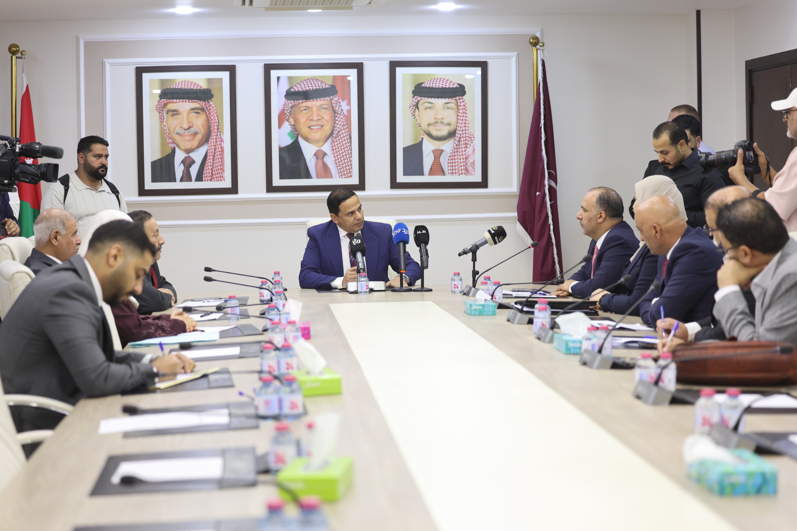 صورة حول : "الطاقة النيابية" تدعو لتشديد الرقابة على محطات المحروقات وتبحث شكاوى ارتفاع استهلاك البنزين "الطاقة النيابية" تدعو لتشديد الرقابة على محطات المحروقات وتبحث شكاوى ارتفاع استهلاك البنزين