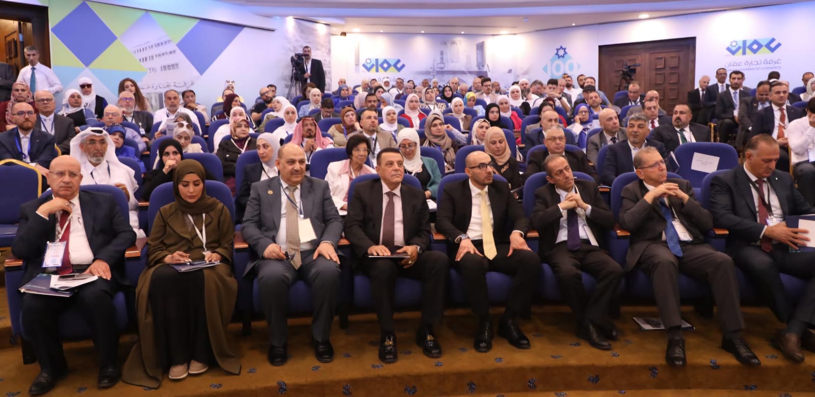 صورة حول : افتتاح المؤتمر العربي العاشر للتدريب الاحترافي في غرفة تجارة عمّان افتتاح المؤتمر العربي العاشر للتدريب الاحترافي في غرفة تجارة عمّان