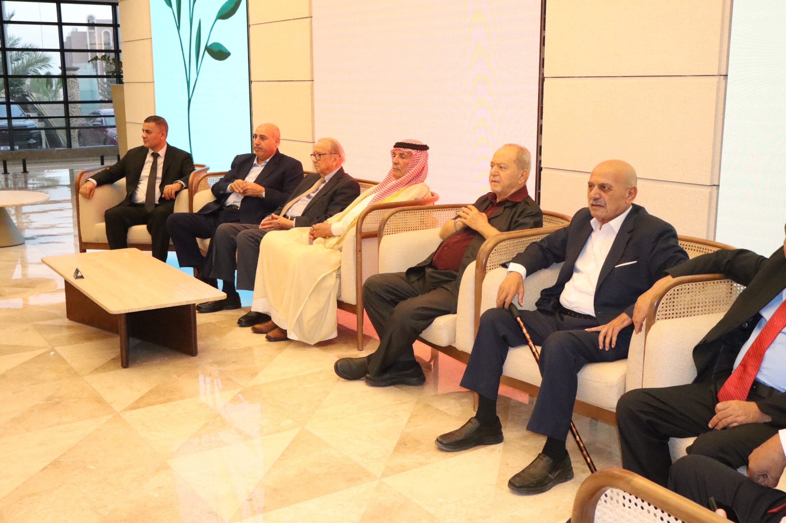 رئيس مجلس النواب مازن القاضي يرعى احتفال مجلة مال واعمال بعيد الجلوس الملكي